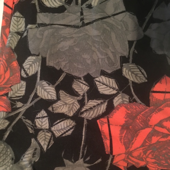LuLaRoe Flowery Leggings - One Size (OS) - Picture 4 of 4